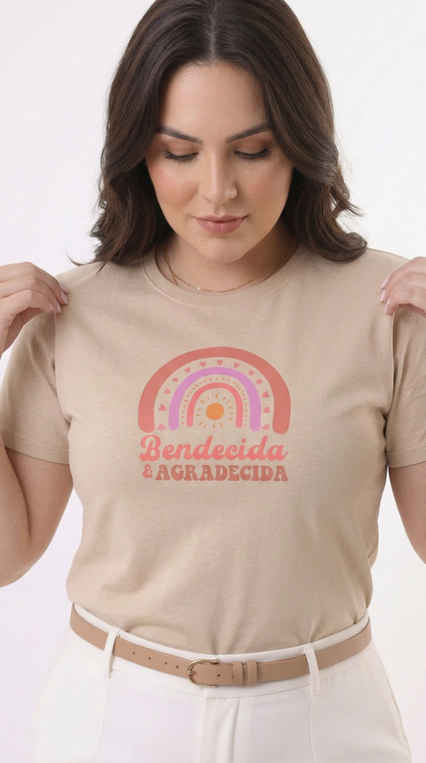 Camiseta Bendecida y Agredecida