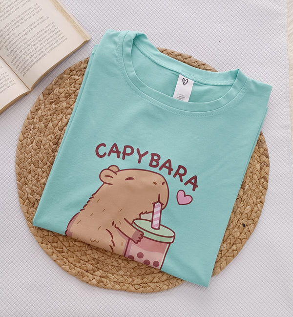 Camiseta Capibara Love